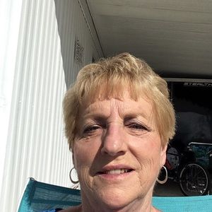 Meet your Posher, Kay